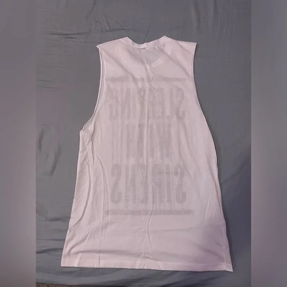 Rare Brand New Women’s Sleeping With Sirens Tank - Picture 3 of 3